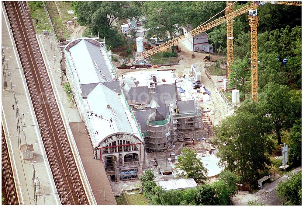 Potsdam from the bird's eye view: 27.07.2004 Blick auf den Potsdamer Kaiserbahnhof Der 1999 in die Unesco-Welterbeliste aufgenommene Kaiserbahnhof des letzten deutschen Kaisers Friedrich Wilhelm II. wird nach langem Verfall zur Führungskräfte- akademie der Deutschen Bahn AG ausgebaut. Bauherr: Deutsche Bahn Akademie GmbH, vertreten durch DB Station und Service architektur: büro bbd, büro für bausanierung + denkmalpflege Richard - Sorge - Straße 25, 10249 Berlin tel.: 030 / 426 53 90, fax: 030 / 420 20 345 e-mail: info@bbd-wenzel.de,