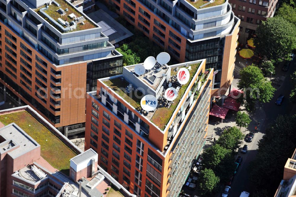 Aerial image Berlin Mitte - Bürogebäude und Geschäftshäuser am Potsdamer Platz in Berlin-Mitte. Office buildings and commercials at the Potsdam Square in the borough Mitte.