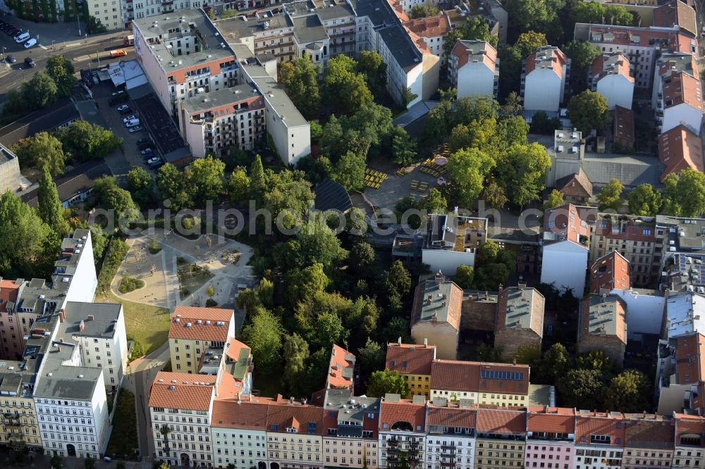 Berlin OT Prenzlauer Berg from above - View of the Prater beer garden in the district of Prenzlauer Berg in Berlin