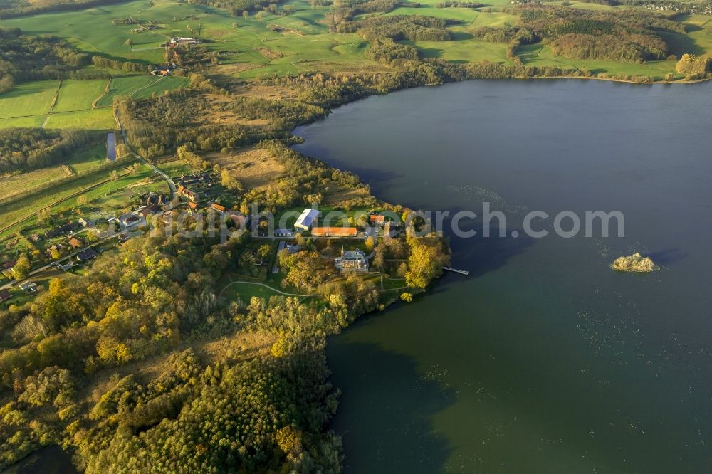 Aerial photograph Prillwitz - Prill Witz on Lieps lake at the Mecklenburg Lake District in the state of Mecklenburg - Western Pomerania