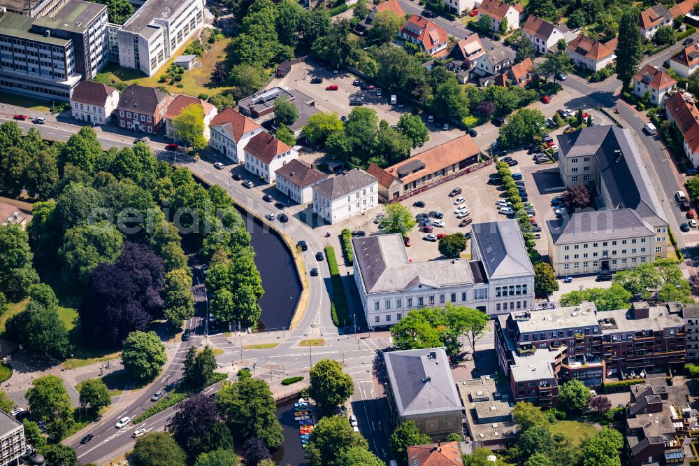 Oldenburg from above - Prinzen Palais on street Huntestrasse in Oldenburg in the state Lower Saxony, Germany