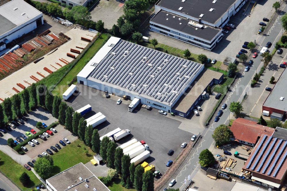 Dortmund - Wickede from the bird's eye view: Produktions- und Lagerhalle an der Gernotstraße in Dortmund-Wickede in Nordrhein-Westfalen / North Rhine-Westphalia. Ein Projekt der Unternehmensgruppe Markus Gerold. Mieter ist die Drobig GmbH & Co.KG Kokosweberei.