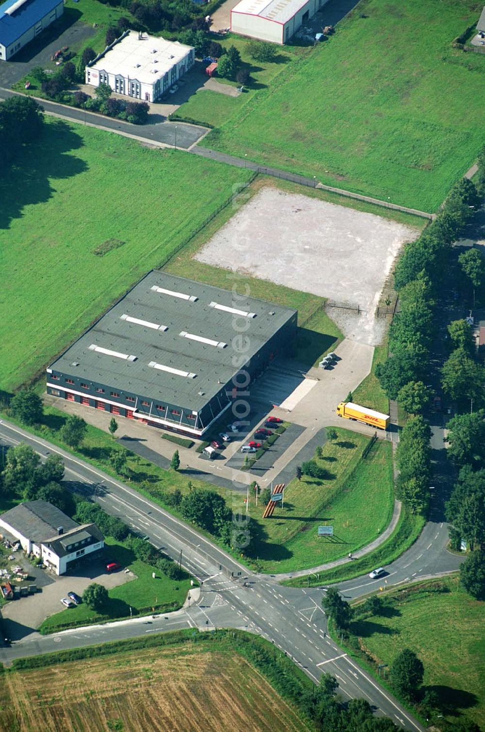 Aerial photograph Bergkamen / NRW - Produktionshalle der Finnveden Bulten GmbH in Bergkamen.