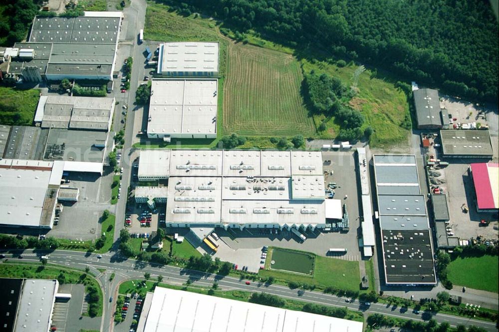 Bergkamen / NRW from the bird's eye view: Produktionshalle der Finnveden Bulten GmbH in Bergkamen.