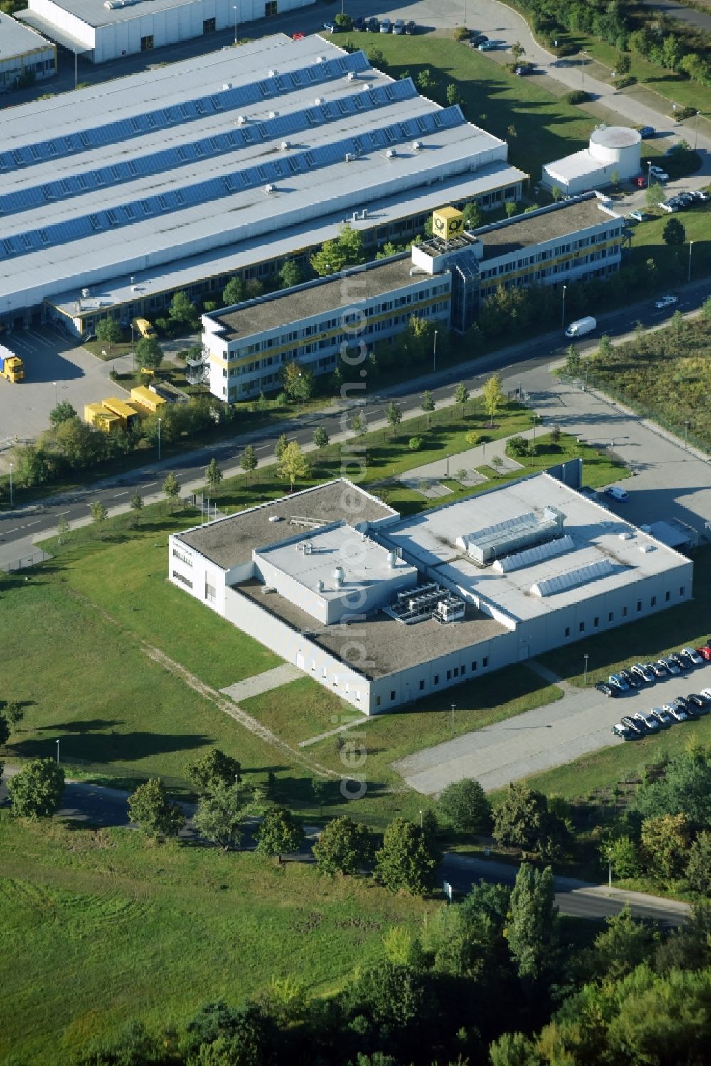 Aerial photograph Stahnsdorf - Production hall on the production site of Endress+Hauser GmbH & Co.KG at Quermathe in Stahnsdorf in the state Brandenburg