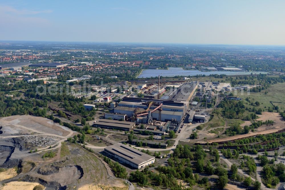 Aerial photograph Brandenburg Havel - Look at the production facility of B.E.S. Brandenburg Elektrostahlwerke GmbH in Brandenburg upon Havel in the federal state of Brandenburg