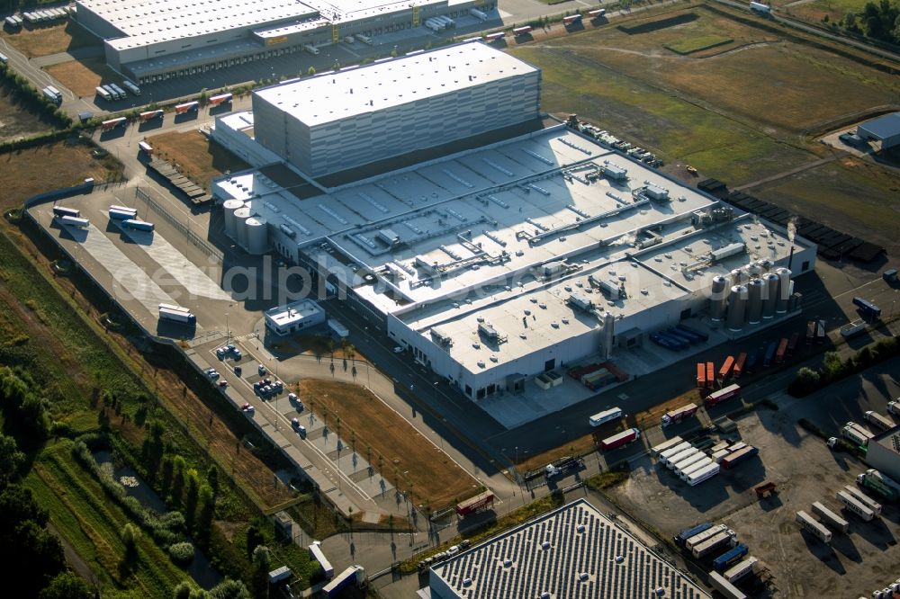 Aerial image Wörth am Rhein - Building of the MEG Getraenke GmbH industrial area Oberwiesen in Woerth am Rhein in the state Rhineland-Palatinate