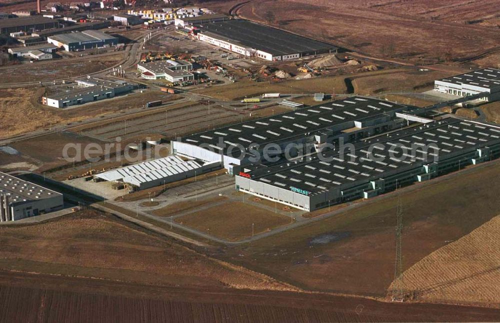 Nauen / Brandenburg from above - Produktionszentrum der BOSCH - SIEMENS AG zur Hausgeräteherstellung im Gewerbegebiet Nauen