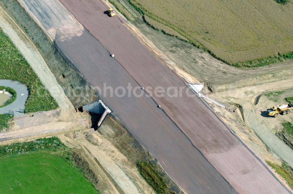 Aerial photograph Großenlupnitz - Blick auf die Baustelle einer Unterführung der A4 bei Großenlupnitz. Der Neubau ist Teil des Projekt Nordverlegung / Umfahrung Hörselberge der Autobahn E40 / A4 in Thüringen bei Eisenach. Durchgeführt werden die im Zuge dieses Projektes notwendigen Arbeiten unter an derem von den Mitarbeitern der Niederlassung Weimar der EUROVIA Verkehrsbau Union sowie der Niederlassungen Abbruch und Erdbau, Betonstraßenbau, Ingenieurbau und TECO Schallschutz der EUROVIA Beton sowie der DEGES.