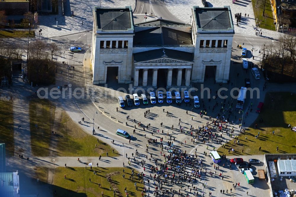 Aerial image München - Ensemble space Koenigsplatz in the inner city center in Munich in the state Bavaria, Germany