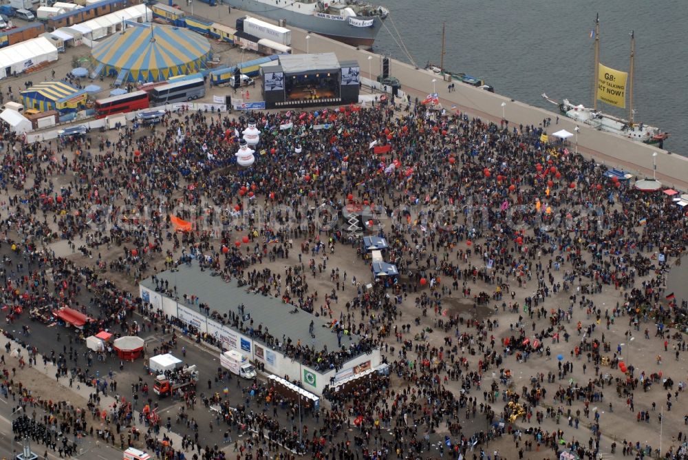 Rostock from the bird's eye view: Protest demonstration for the G8 summit on boat moorings at the port of the inland port Rostocker Stadthafen in the district Mitte in Rostock in the state Mecklenburg - Western Pomerania, Germany