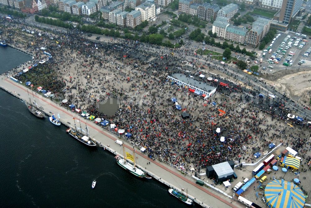 Aerial image Rostock - Protest demonstration for the G8 summit on boat moorings at the port of the inland port Rostocker Stadthafen in the district Mitte in Rostock in the state Mecklenburg - Western Pomerania, Germany