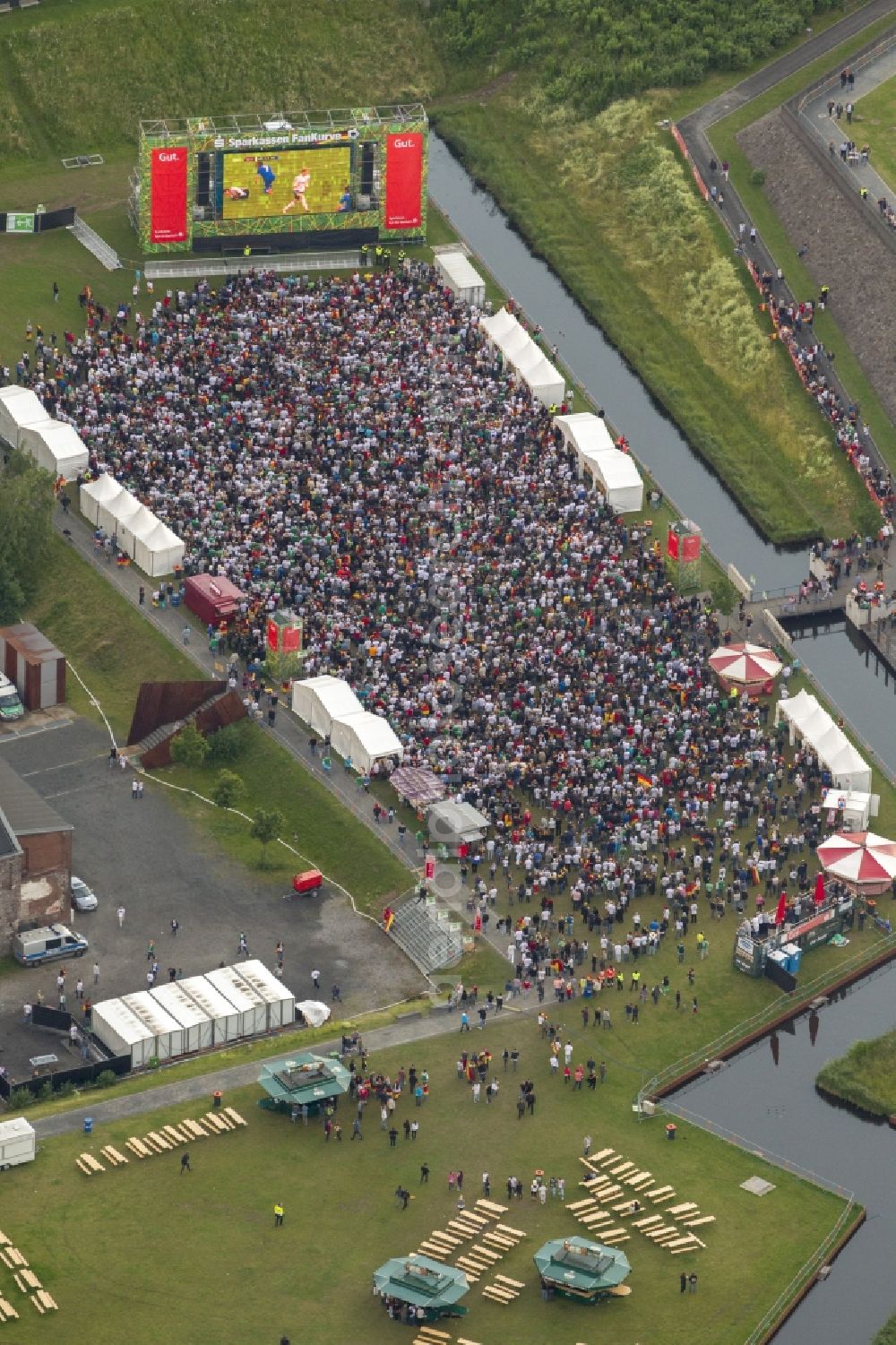 Aerial photograph Bochum - The Centenary Hall in Bochum in North Rhine-Westphalia