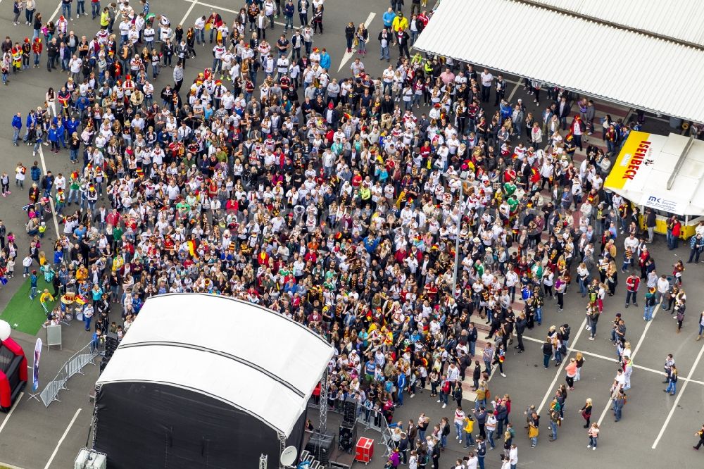 Aerial photograph Hamm - Public Viewing Event - Handelshof occasion of the Football World Cup 2014 in Hamm in North Rhine-Westphalia