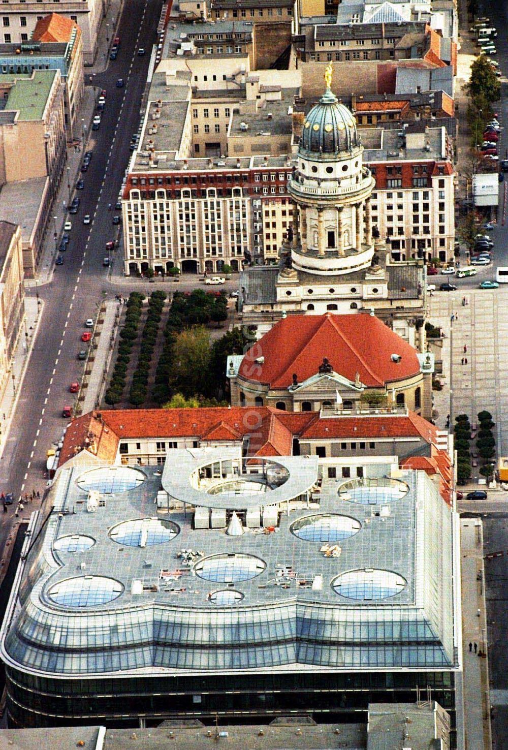 Berlin from the bird's eye view: Quartier 207 der Friedrichstadtpassagen.