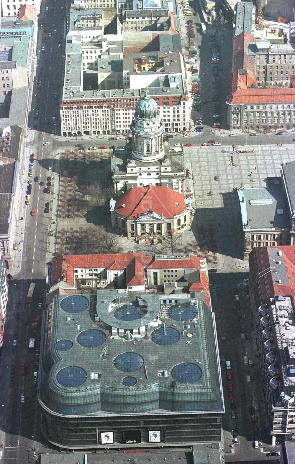 Berlin from above - Quartier 207 an der Friedrichstraße