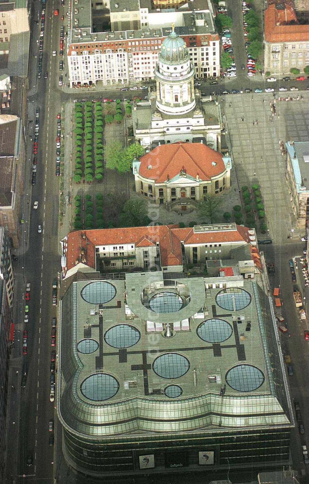 Berlin from the bird's eye view: Quartier 207 der Friedrichstraße