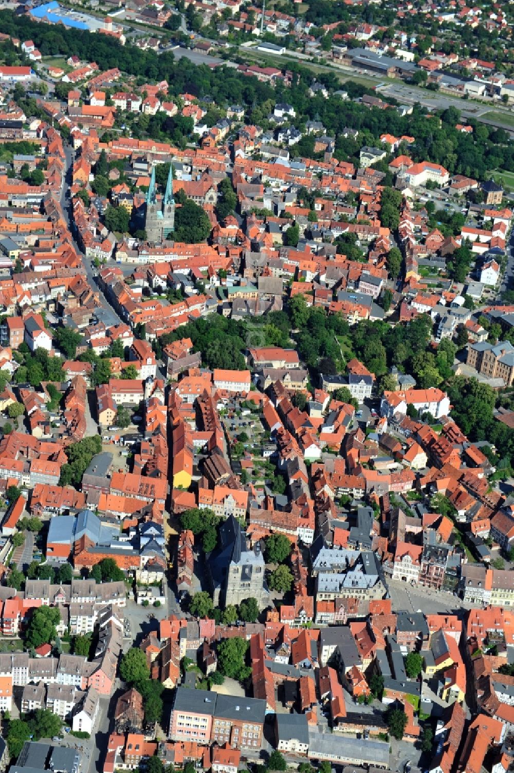 Quedlinburg from above - Quedlinburg in the state Saxony-Anhalt