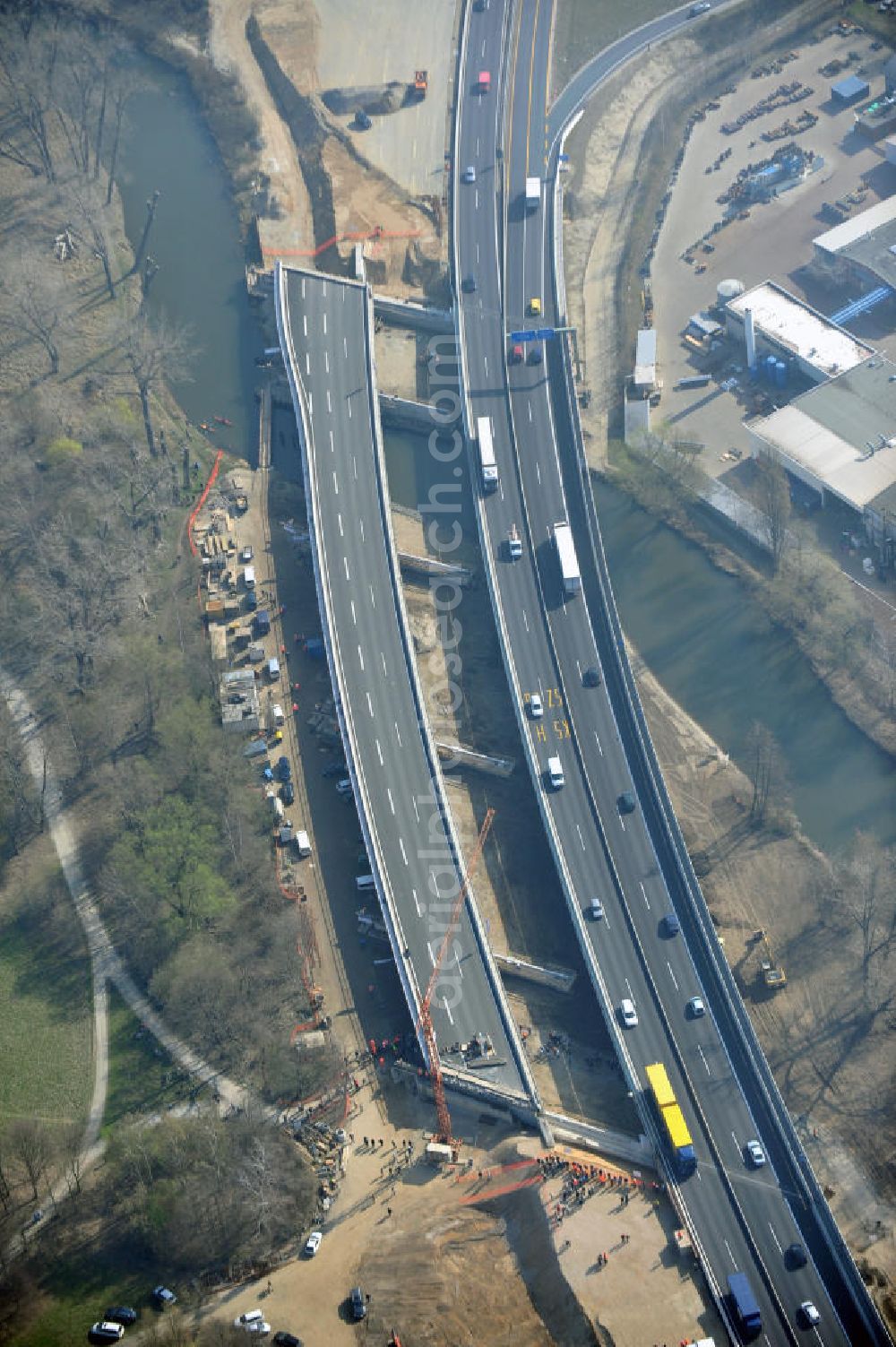 Aerial image Braunschweig - View of the implementation and expansion of the motorway junction Brunswick-southwest along the freeway A29 / A 395 in Lower Saxony. The construction company EUROVIA built here are some new bridges. Owner is the Lower Saxony state authorities for road construction and transport