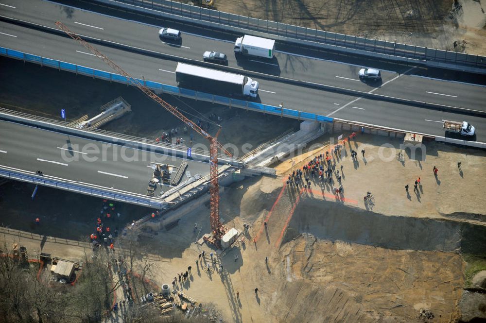 Aerial photograph Braunschweig - View of the implementation and expansion of the motorway junction Brunswick-southwest along the freeway A29 / A 395 in Lower Saxony. The construction company EUROVIA built here are some new bridges. Owner is the Lower Saxony state authorities for road construction and transport