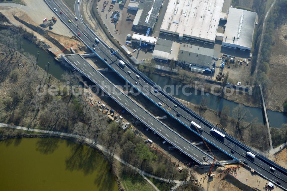 Aerial image Braunschweig - View of the implementation and expansion of the motorway junction Brunswick-southwest along the freeway A29 / A 395 in Lower Saxony. The construction company EUROVIA built here are some new bridges. Owner is the Lower Saxony state authorities for road construction and transport