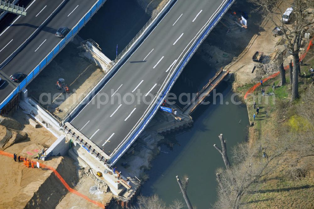 Aerial image Braunschweig - View of the implementation and expansion of the motorway junction Brunswick-southwest along the freeway A29 / A 395 in Lower Saxony. The construction company EUROVIA built here are some new bridges. Owner is the Lower Saxony state authorities for road construction and transport