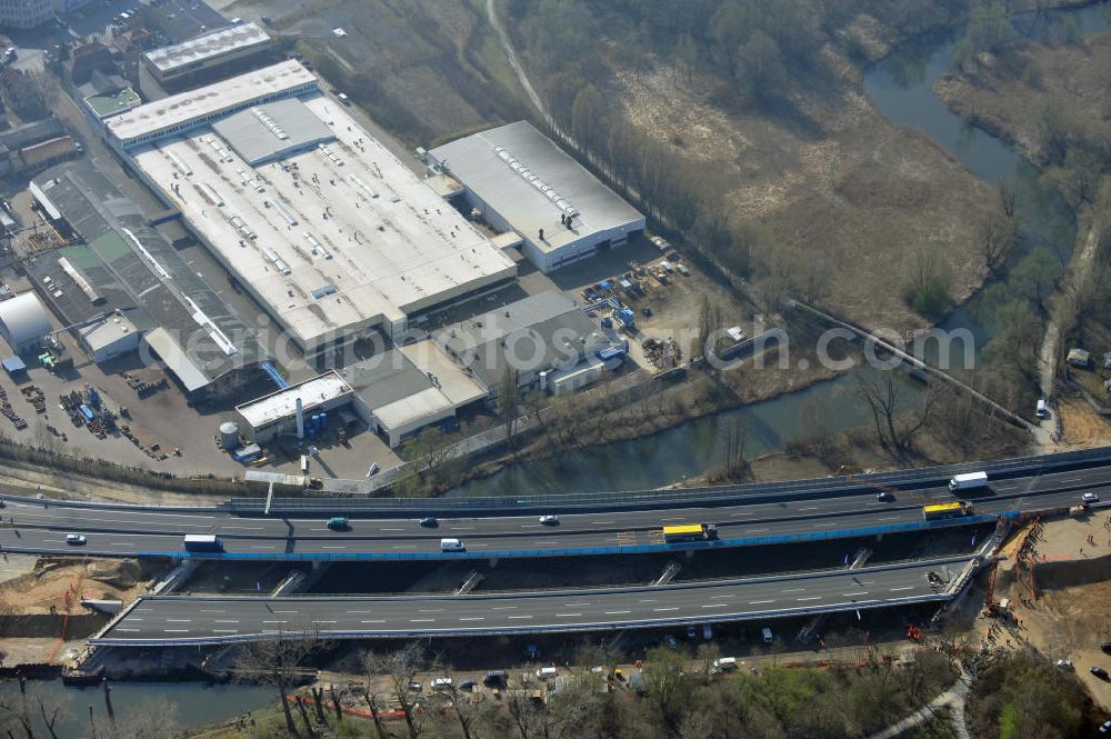 Aerial photograph Braunschweig - View of the implementation and expansion of the motorway junction Brunswick-southwest along the freeway A29 / A 395 in Lower Saxony. The construction company EUROVIA built here are some new bridges. Owner is the Lower Saxony state authorities for road construction and transport