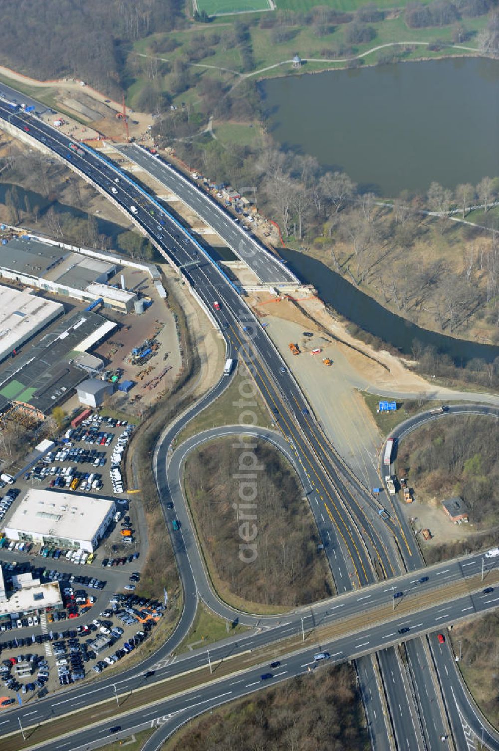 Aerial photograph Braunschweig - View of the implementation and expansion of the motorway junction Brunswick-southwest along the freeway A29 / A 395 in Lower Saxony. The construction company EUROVIA built here are some new bridges. Owner is the Lower Saxony state authorities for road construction and transport