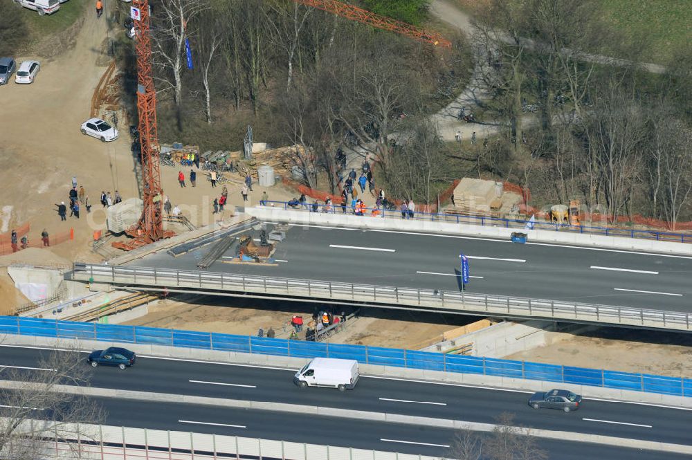 Braunschweig from the bird's eye view: View of the implementation and expansion of the motorway junction Brunswick-southwest along the freeway A29 / A 395 in Lower Saxony. The construction company EUROVIA built here are some new bridges. Owner is the Lower Saxony state authorities for road construction and transport