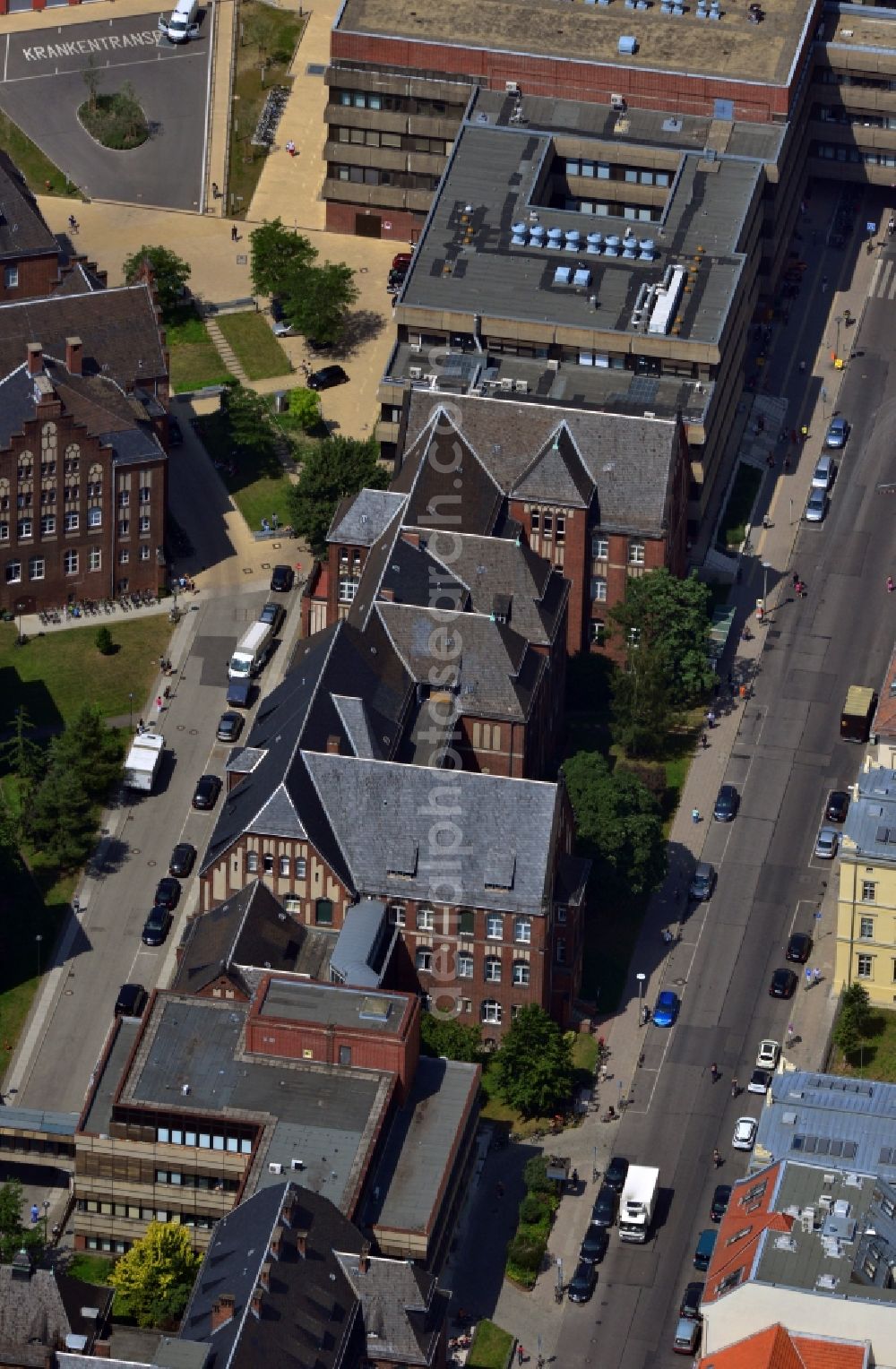 Aerial image Berlin OT Mitte - View of the radiological medical practice Dr. San der in the district of Mitte in Berlin