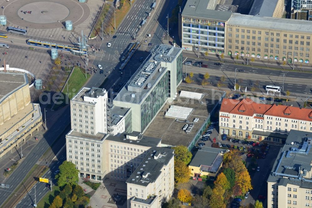 Leipzig from the bird's eye view: Blick auf das Radisson Blu Hotel Leipzig im Bundesland Sachsen. Das Hotelgebäude befindet sich am Augustusplatz.