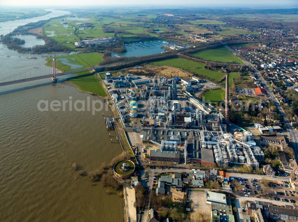 Emmerich am Rhein from the bird's eye view: Refinery equipment and management systems on the factory premises of the chemical producers KLK Emmerich GmbH on the banks of the Rhine in Emmerich am Rhein in North Rhine-Westphalia