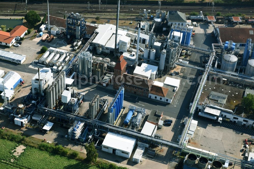 Aerial photograph Dollbergen - Refinery equipment and management systems on the factory premises of the mineral oil manufacturers AVISTA OIL AG in Dollbergen in the state Lower Saxony