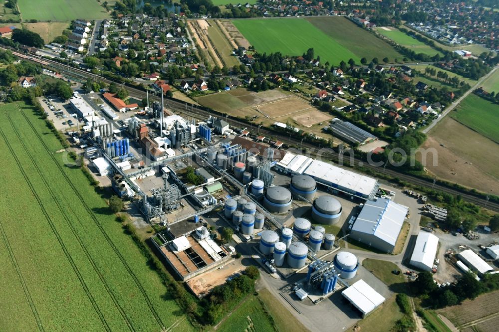 Aerial image Dollbergen - Refinery equipment and management systems on the factory premises of the mineral oil manufacturers AVISTA OIL AG in Dollbergen in the state Lower Saxony