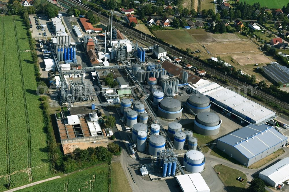 Aerial photograph Dollbergen - Refinery equipment and management systems on the factory premises of the mineral oil manufacturers AVISTA OIL AG in Dollbergen in the state Lower Saxony