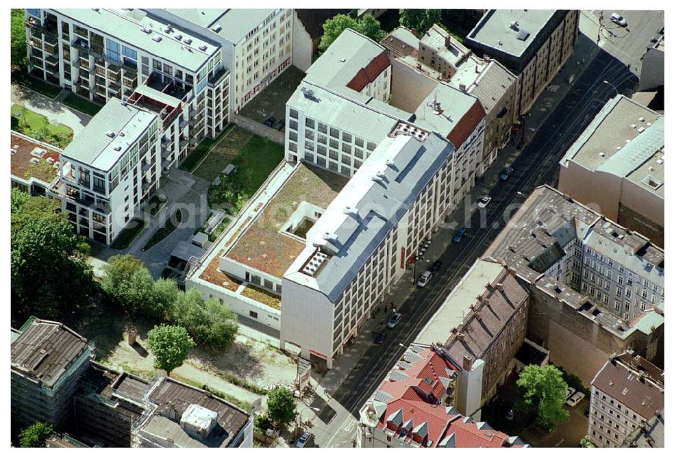 Berlin - Mitte from the bird's eye view: 29.05.04 BERLIN-MITTE Ramada Hotel in Berlin-Mitte an der Chausseestraße 118 in 10115 BERLIN