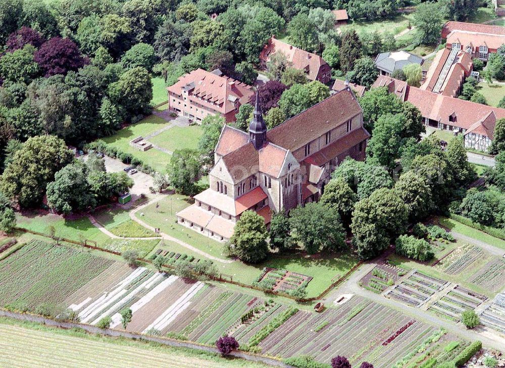 Aerial photograph Braunschweig - Gelände der Biologischen Bundesanstalt für Land- und Forstwirtschaft am Messeweg 11 / 12 in 38104 Braunschweig