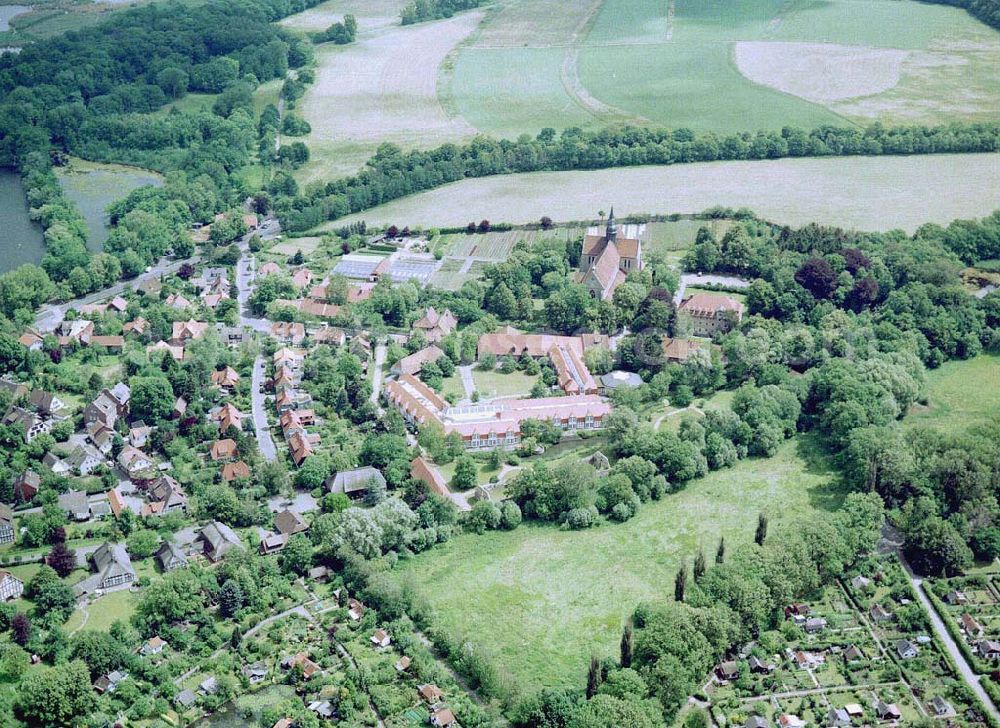 Aerial image Braunschweig - Gelände der Biologischen Bundesanstalt für Land- und Forstwirtschaft am Messeweg 11 / 12 in 38104 Braunschweig