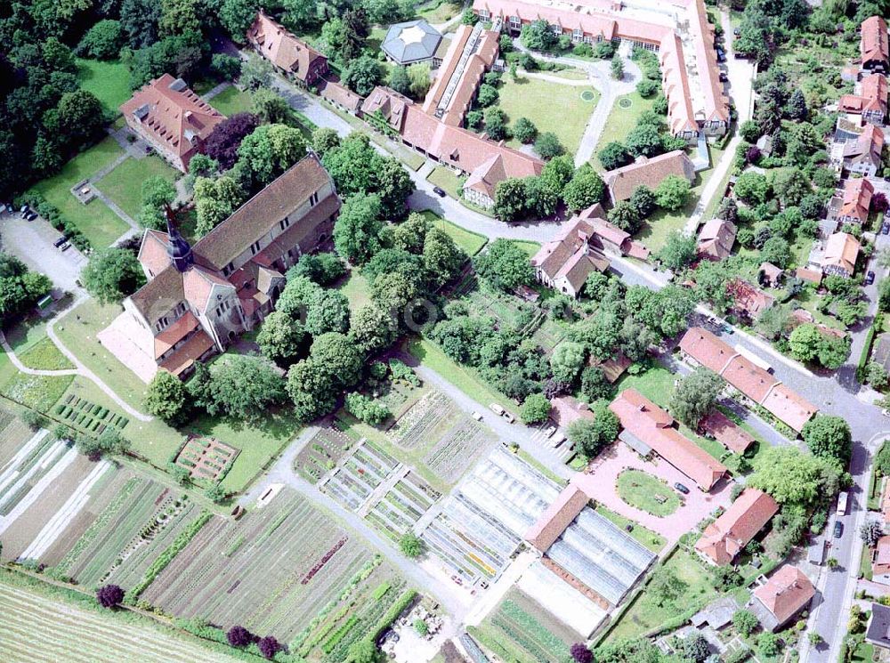 Braunschweig from the bird's eye view: Gelände der Biologischen Bundesanstalt für Land- und Forstwirtschaft am Messeweg 11 / 12 in 38104 Braunschweig