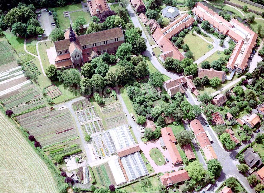 Aerial image Braunschweig - Gelände der Biologischen Bundesanstalt für Land- und Forstwirtschaft am Messeweg 11 / 12 in 38104 Braunschweig