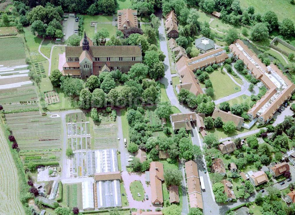 Aerial photograph Braunschweig - Gelände der Biologischen Bundesanstalt für Land- und Forstwirtschaft am Messeweg 11 / 12 in 38104 Braunschweig