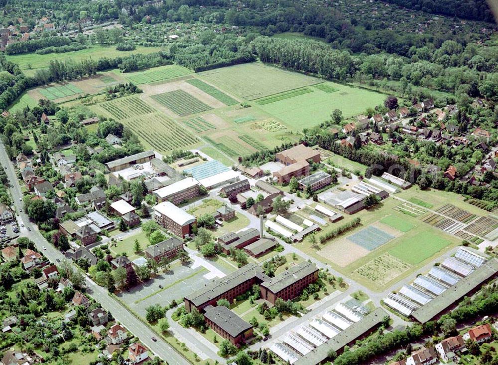 Aerial image Braunschweig - Gelände der Biologischen Bundesanstalt für Land- und Forstwirtschaft am Messeweg 11 / 12 in 38104 Braunschweig