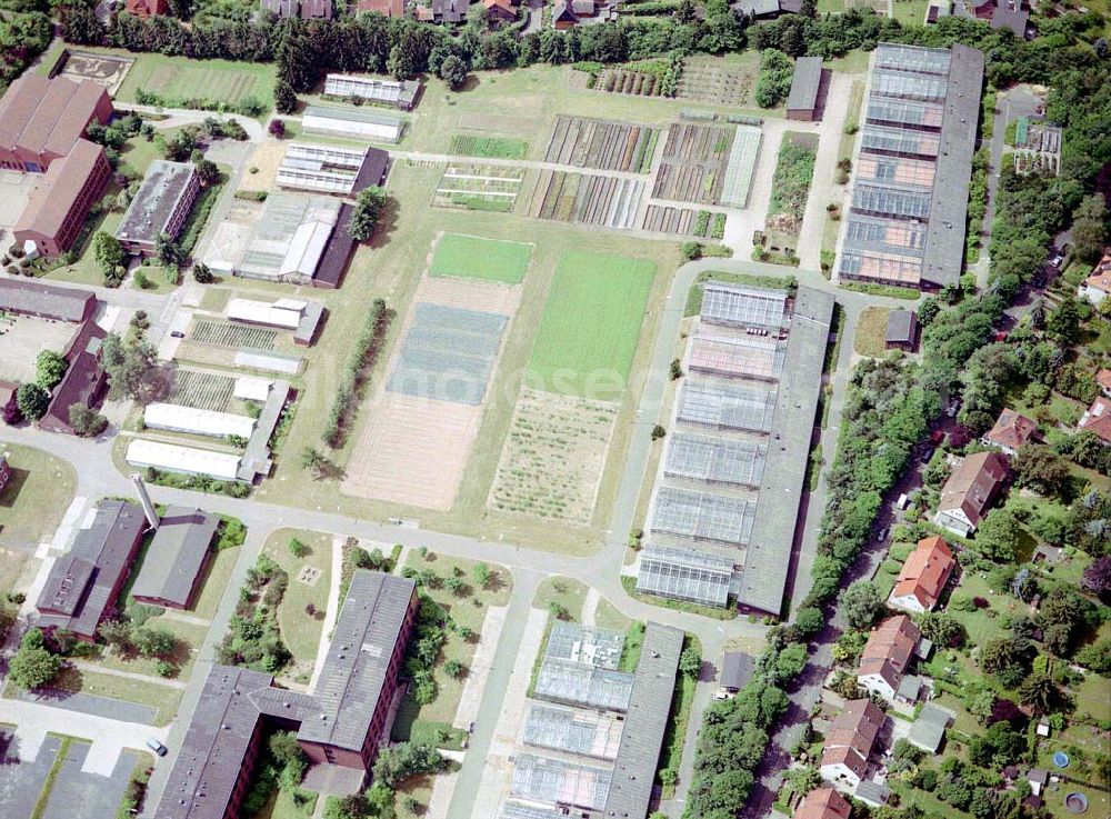 Aerial image Braunschweig - Gelände der Biologischen Bundesanstalt für Land- und Forstwirtschaft am Messeweg 11 / 12 in 38104 Braunschweig