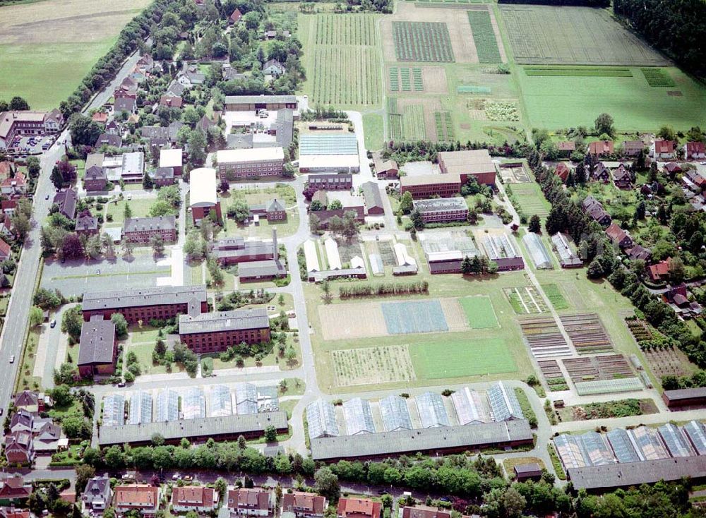 Aerial image Braunschweig - Gelände der Biologischen Bundesanstalt für Land- und Forstwirtschaft am Messeweg 11 / 12 in 38104 Braunschweig