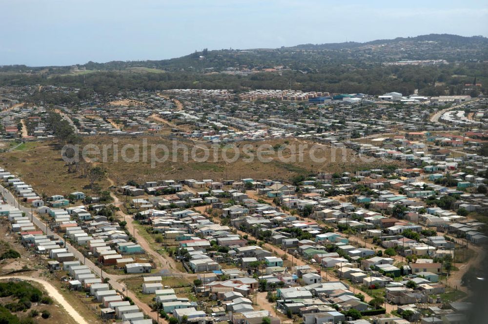 Aerial image Port Elezabeth - Blick auf Wohnsiedlungen der vorwiegend schwarzen Bevölkerung im sozialen Randbezirk Gqebera von Port Elizabeth. The Walmer township Gqebera is the oldest township in Port Elizabeth.