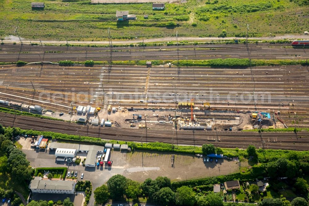 Duisburg from the bird's eye view: Marshalling yard and freight station of the Deutsche Bahn in Duisburg in the state North Rhine-Westphalia