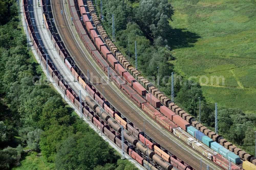 Aerial photograph Frankfurt (Oder) - Marshalling yard and freight station of the Deutsche Bahn in Frankfurt (Oder) in the state Brandenburg