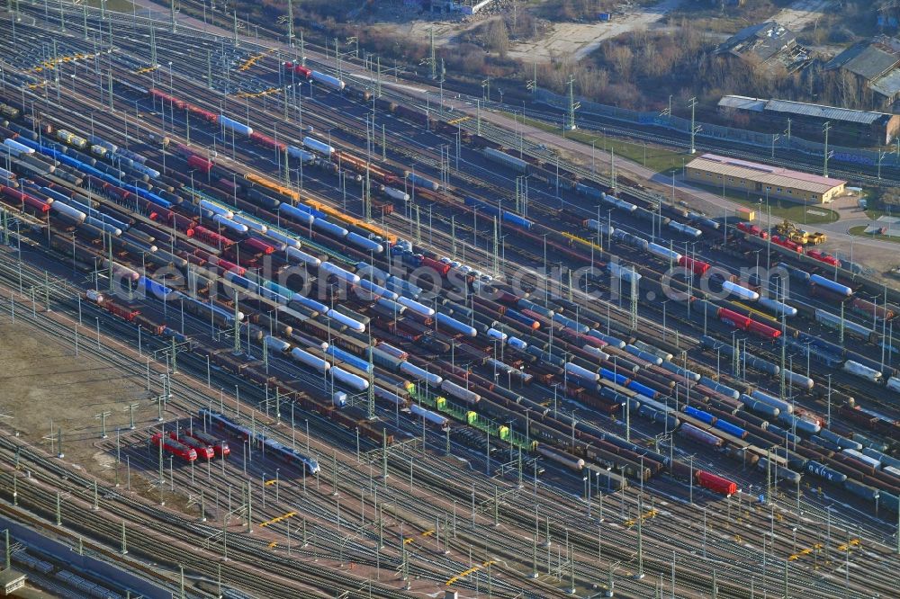 Aerial photograph Halle (Saale) - Marshalling yard and freight station of the Deutsche Bahn in Halle (Saale) in the state Saxony-Anhalt, Germany