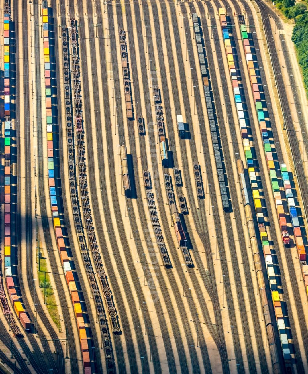 Aerial image Hamburg - Marshalling yard and freight station of the Deutsche Bahn in Hamburg in Germany