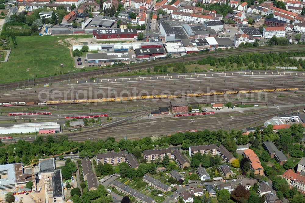 Aerial photograph Hannover - Marshalling yard and freight station of the Deutsche Bahn in Hannover in the state Lower Saxony